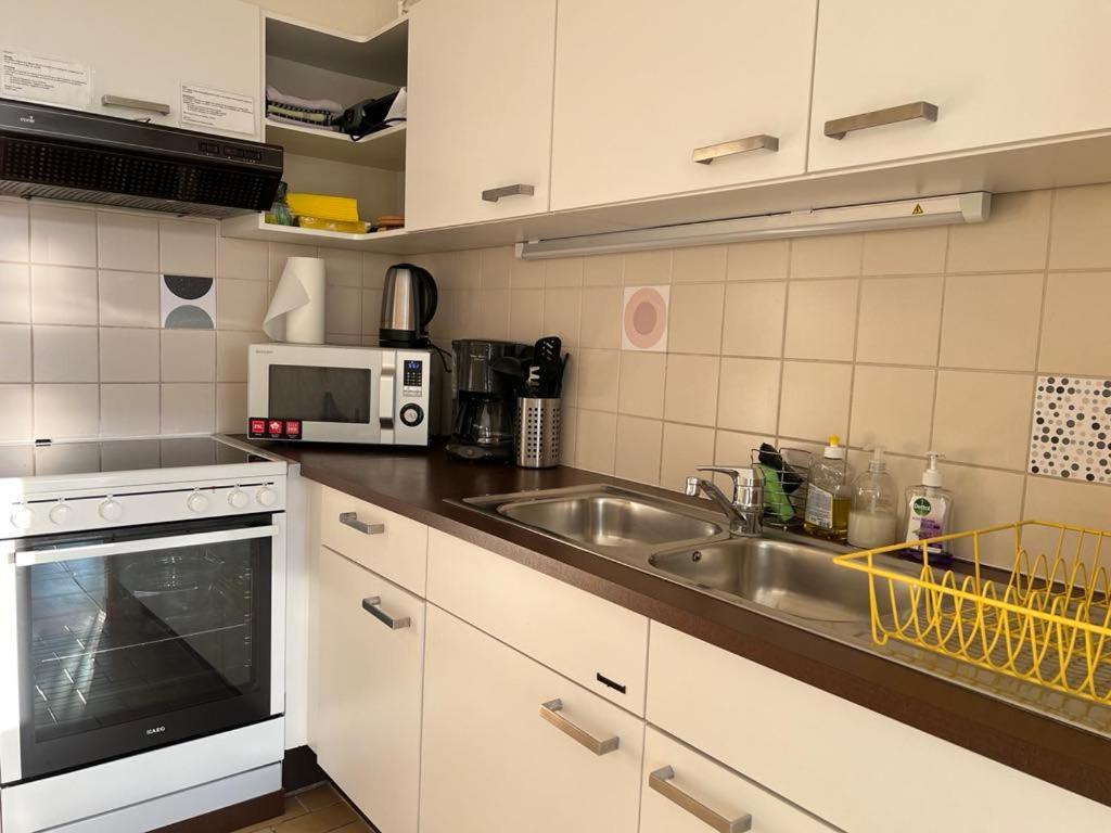 Appartement Residentie Astrid Met Private Parking Bredene Exteriör bild
